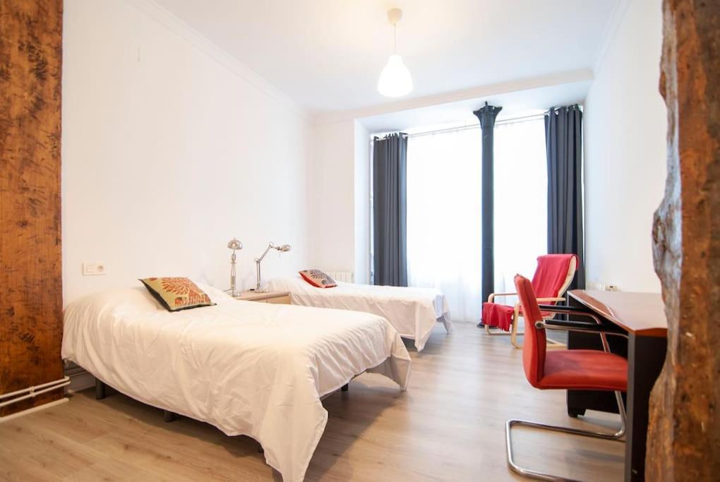 Familias Y Grupos - Muy Buena Ubicacion - Bilbao Apartment Exterior foto